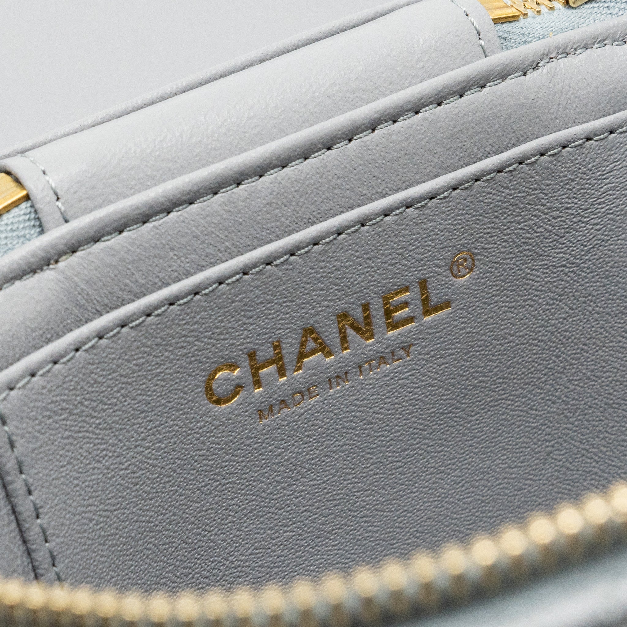 CHANEL Trendy CC Top Handle Vanity With Chain Lambskin Grey L
