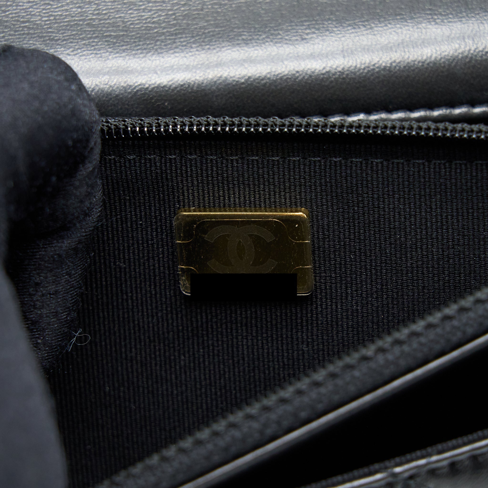 Chanel 22K Gold Pillar Wallet On Chain Lambskin Black