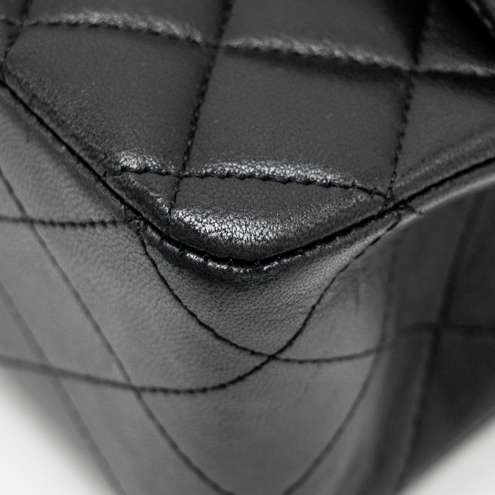 Chanel Medium Classic Double Flap Bag Lambskin BLACK