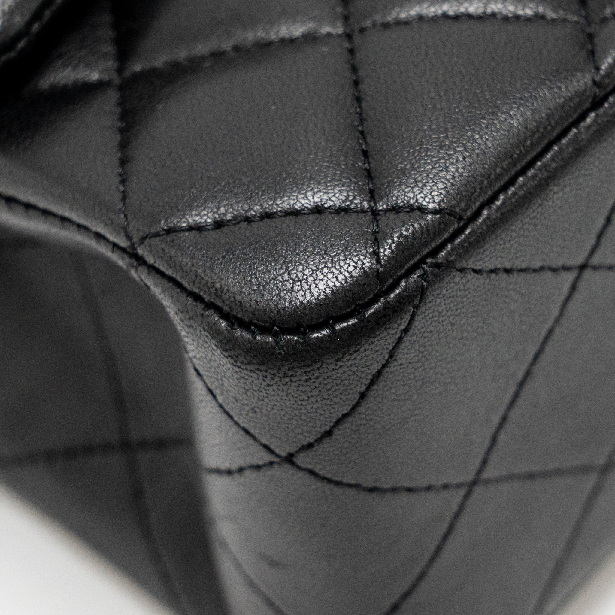 Chanel Medium Classic Double Flap Bag Lambskin BLACK