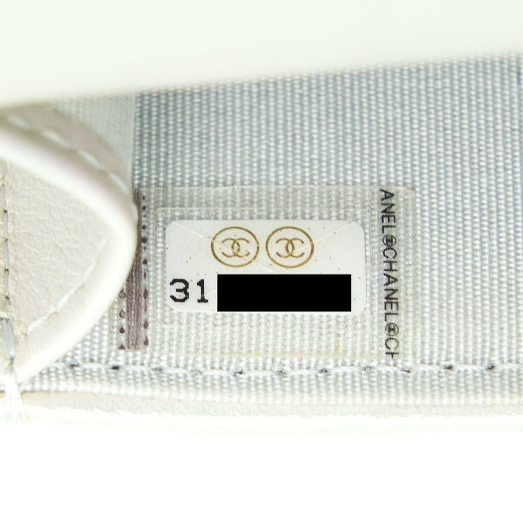 Chanel 19 Phone Pouch With Chain Iridescent White