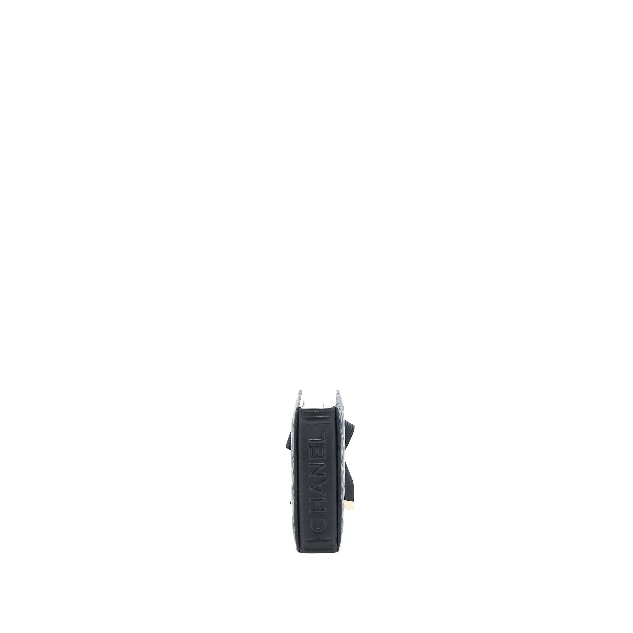 Chanel 22B Mini Book Card Holder Lambskin Black L (Microchip)