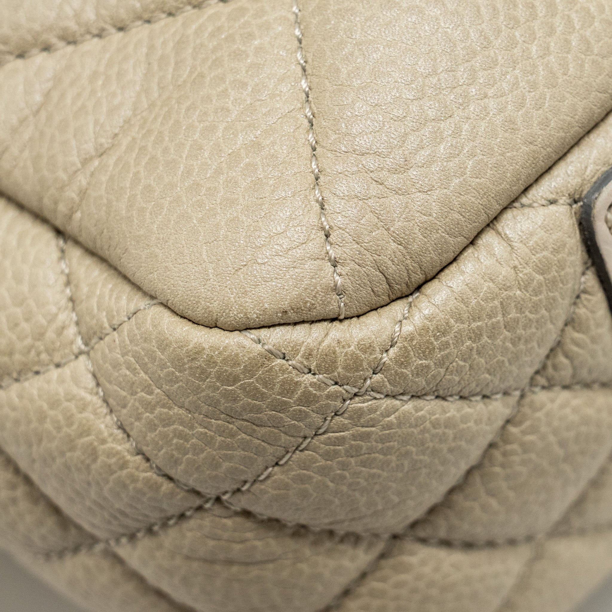 Chanel quilted flap shoulder bag caviar light beige ruthenium