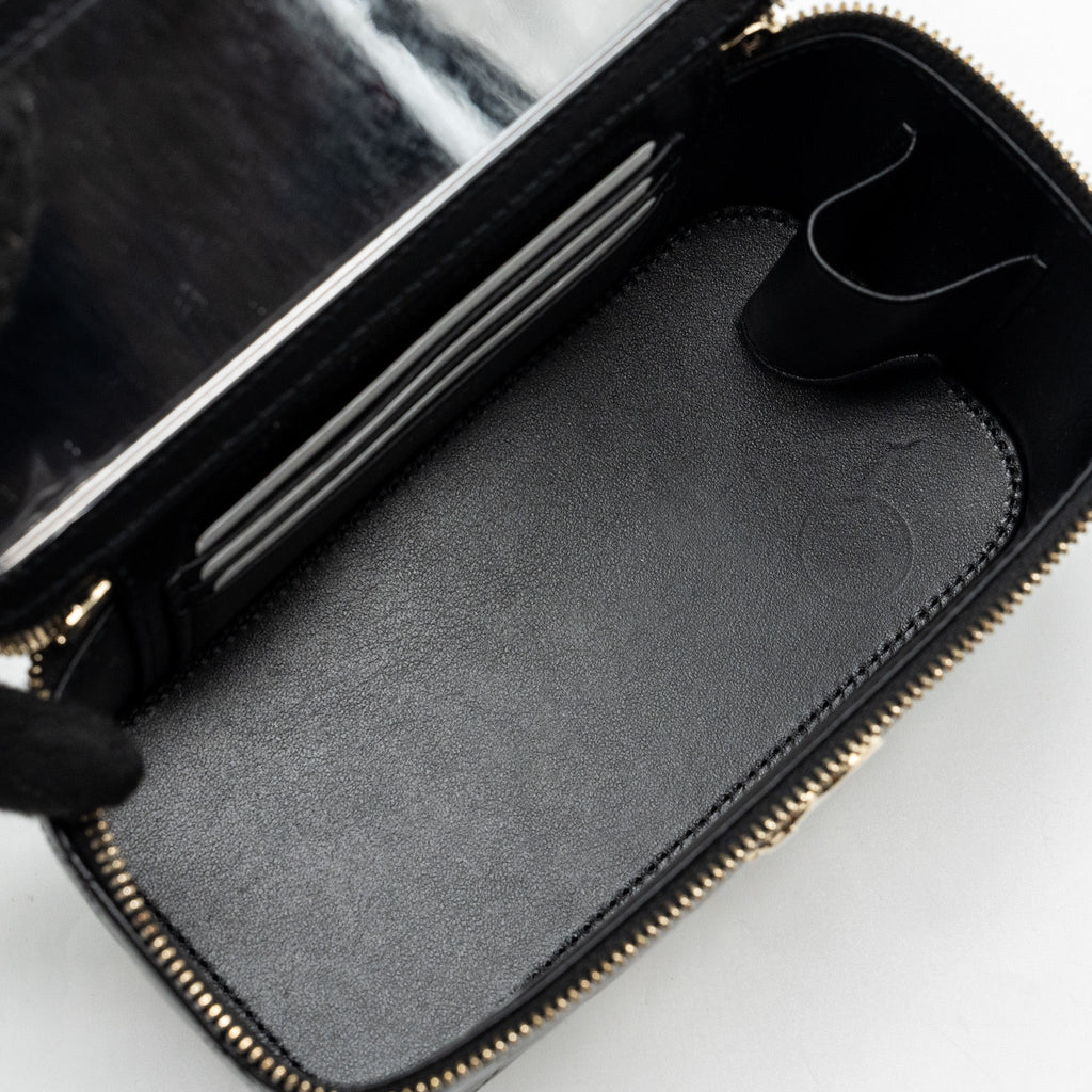 Chanel long vanity case with charms chain Calfskin Black L (microchip)