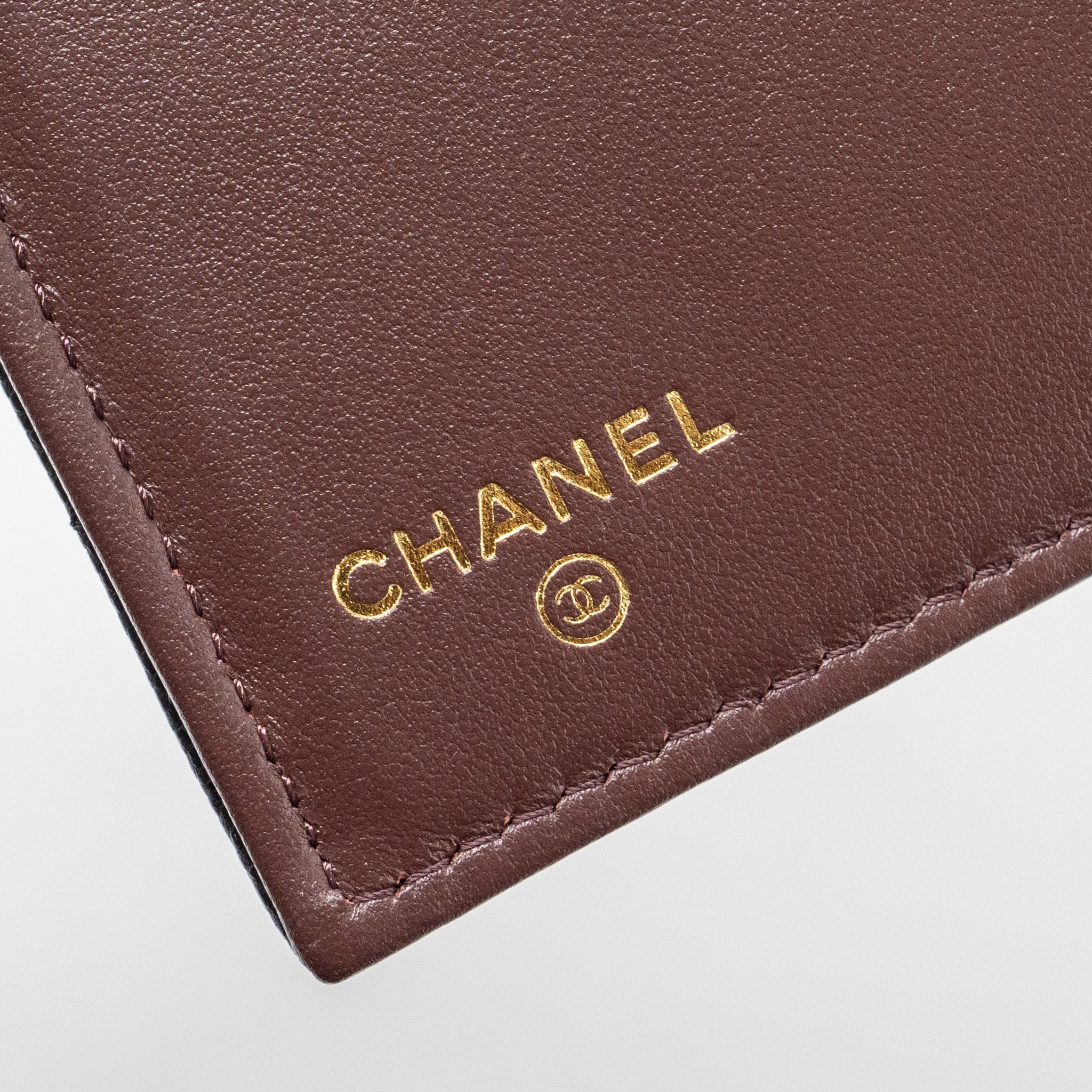 Chanel classic compact wallet caviar black  (microchip)