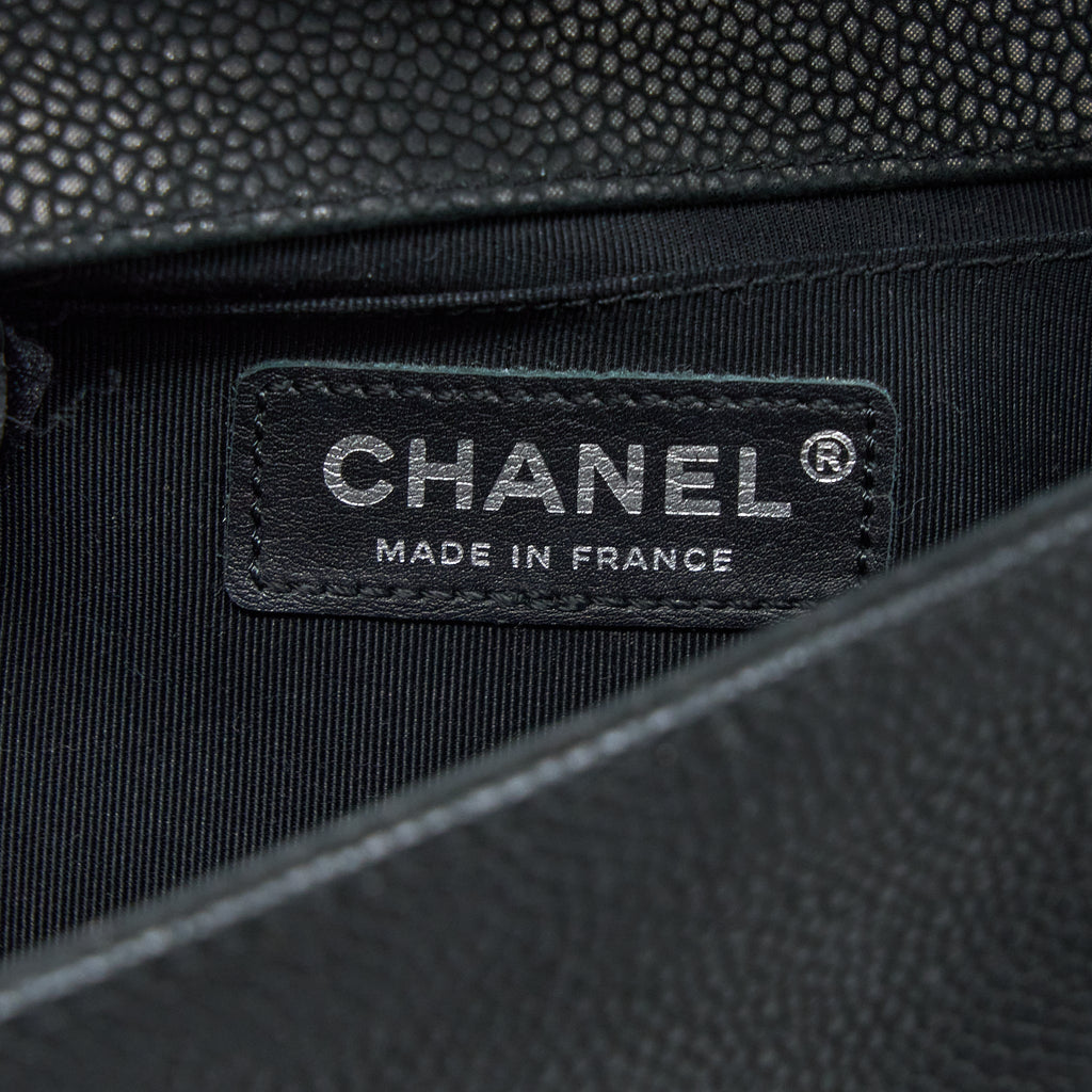 Chanel Medium Boy Bag Grained Calfskin Black