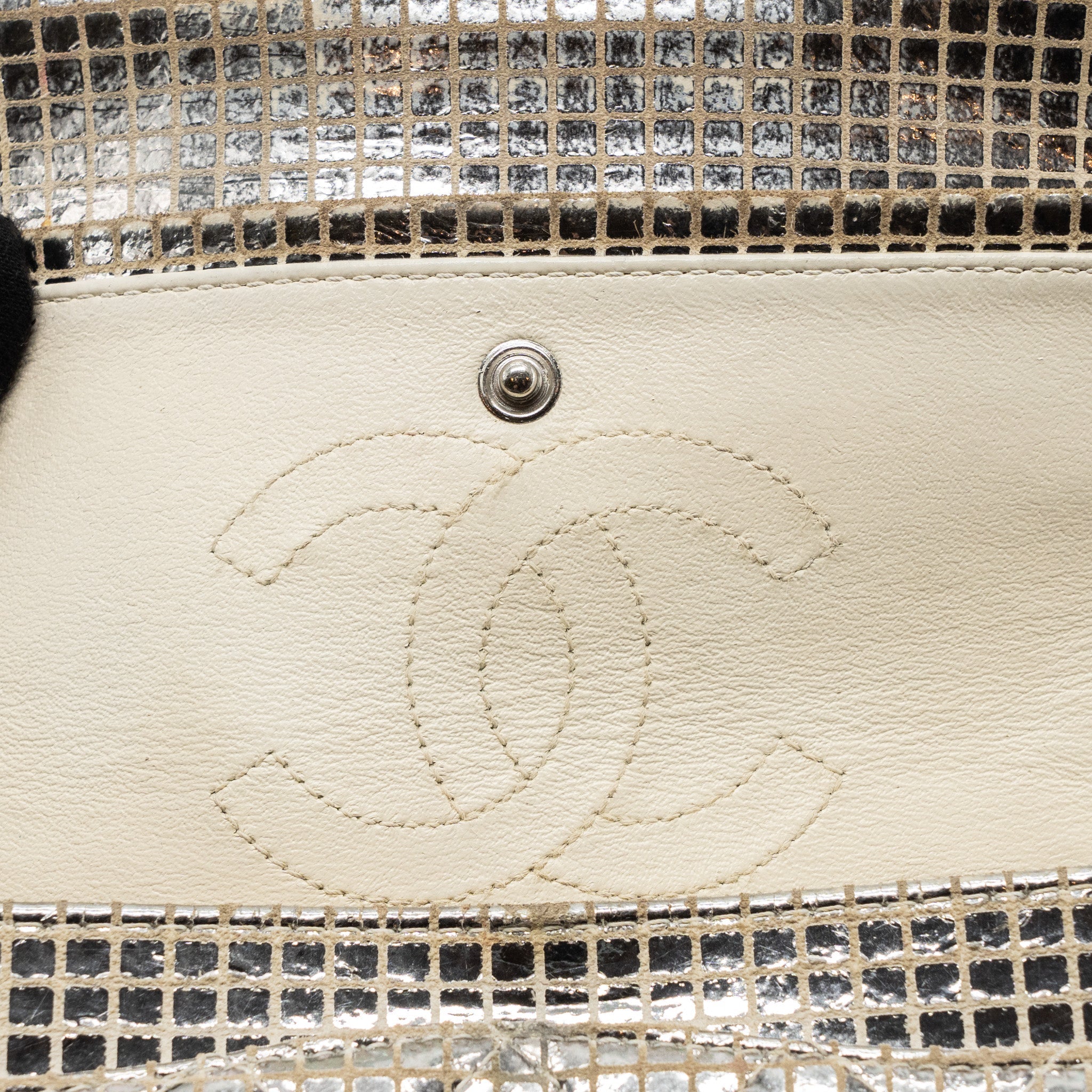 Chanel mini 2.55 reissue flap bag calfskin beige / silver