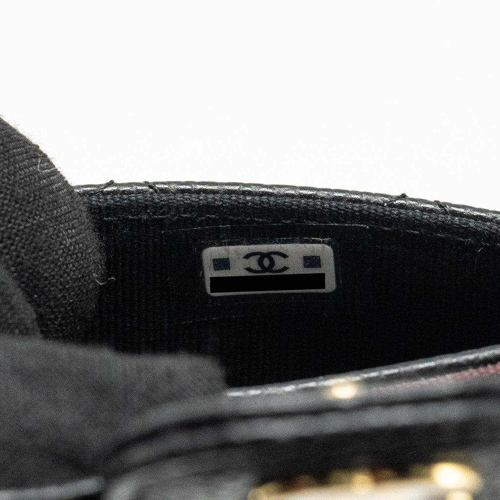 Chanel Classic Flap Card Holder Caviar Black  (microchip)