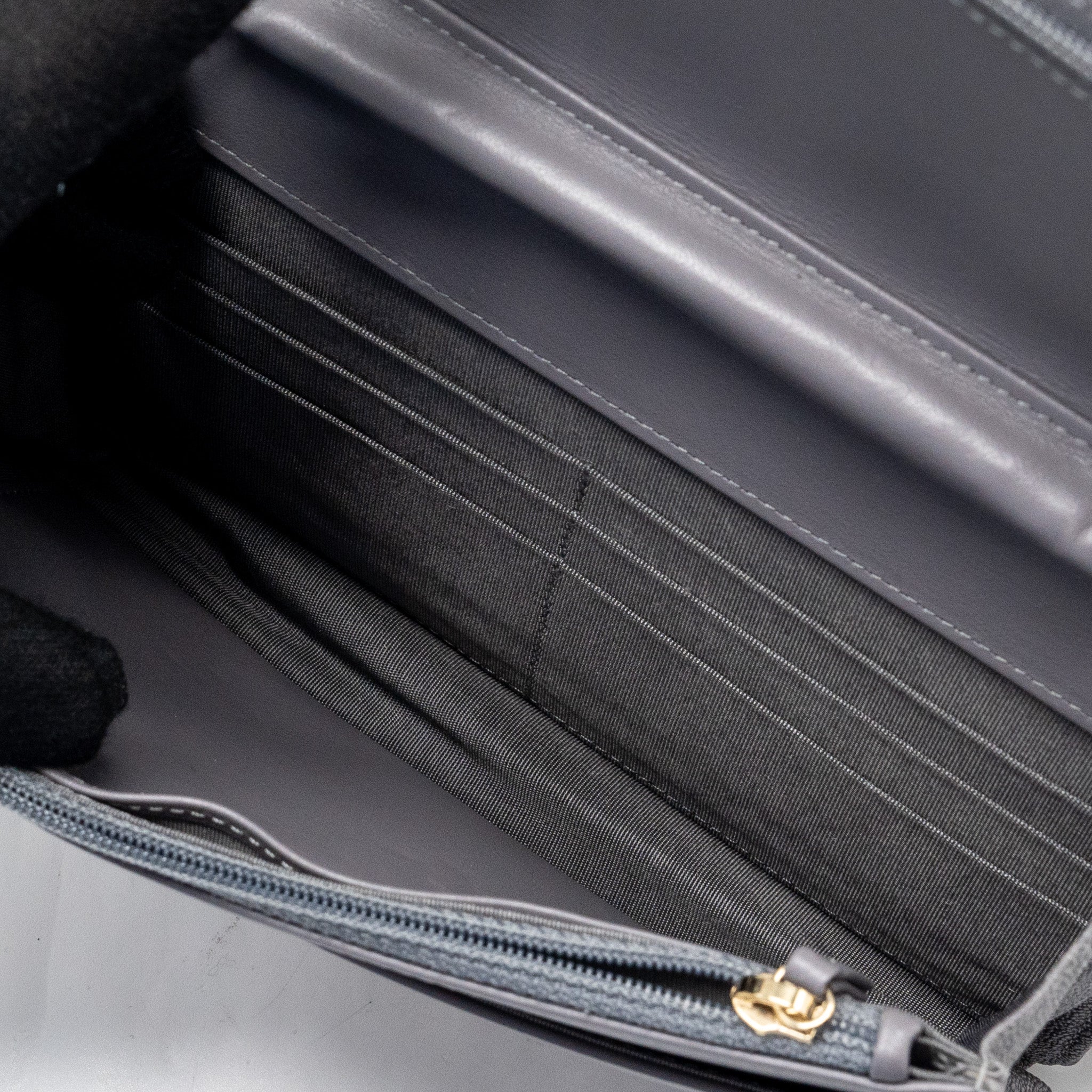 Chanel Boy Wallet on Chain caviar grey L