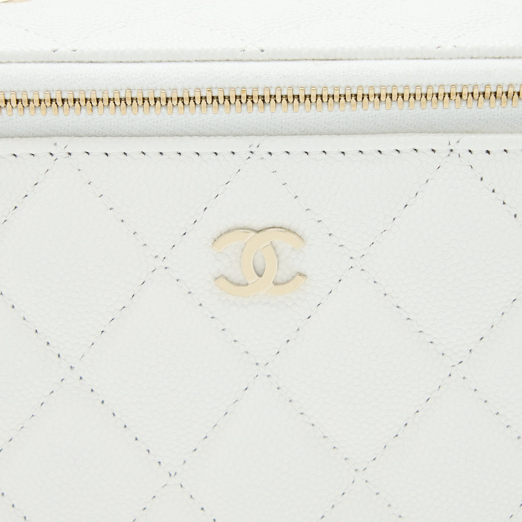 Chanel Long Vanity With Chain Caviar White L (Microchip)