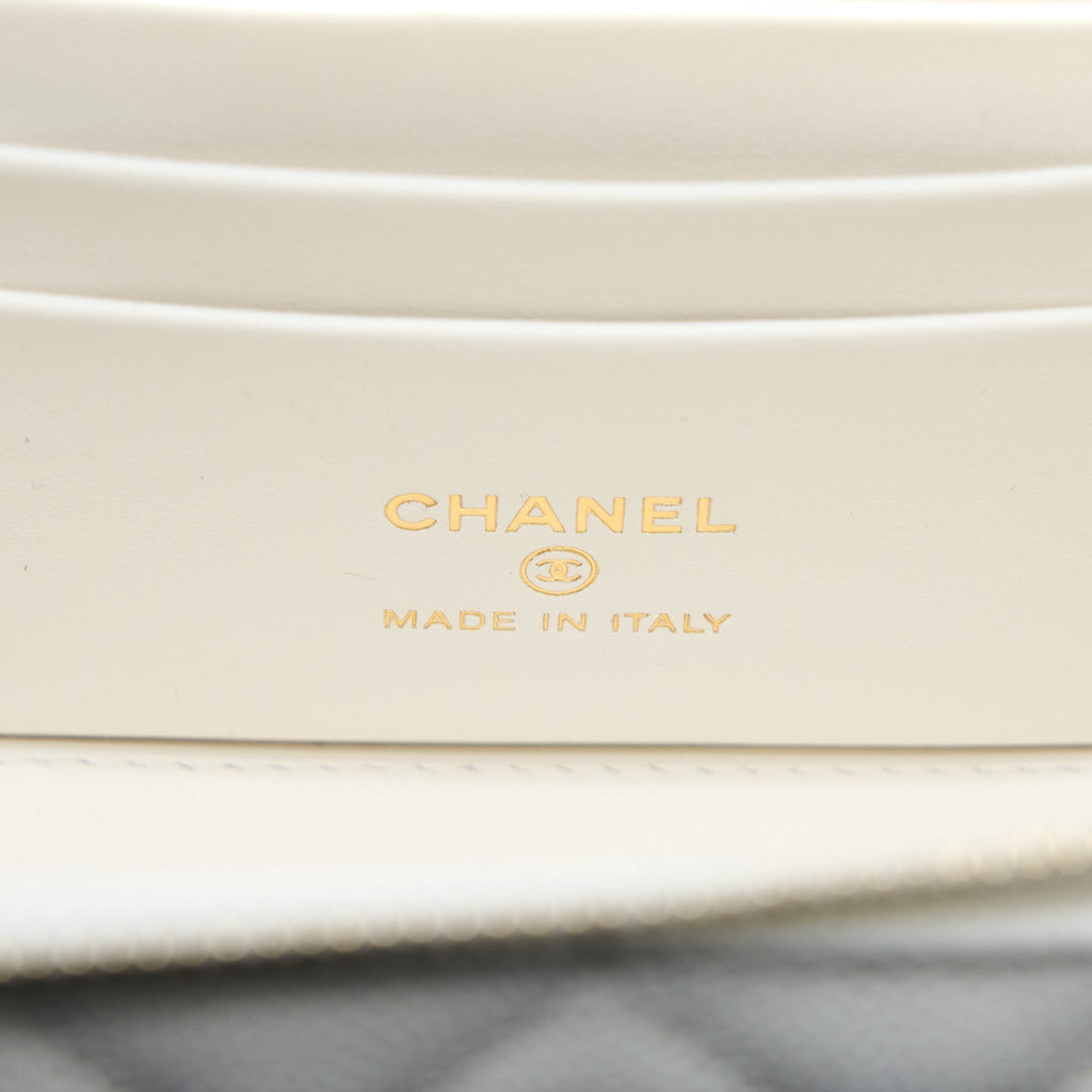 Chanel Long Vanity With Chain Caviar White L (Microchip)