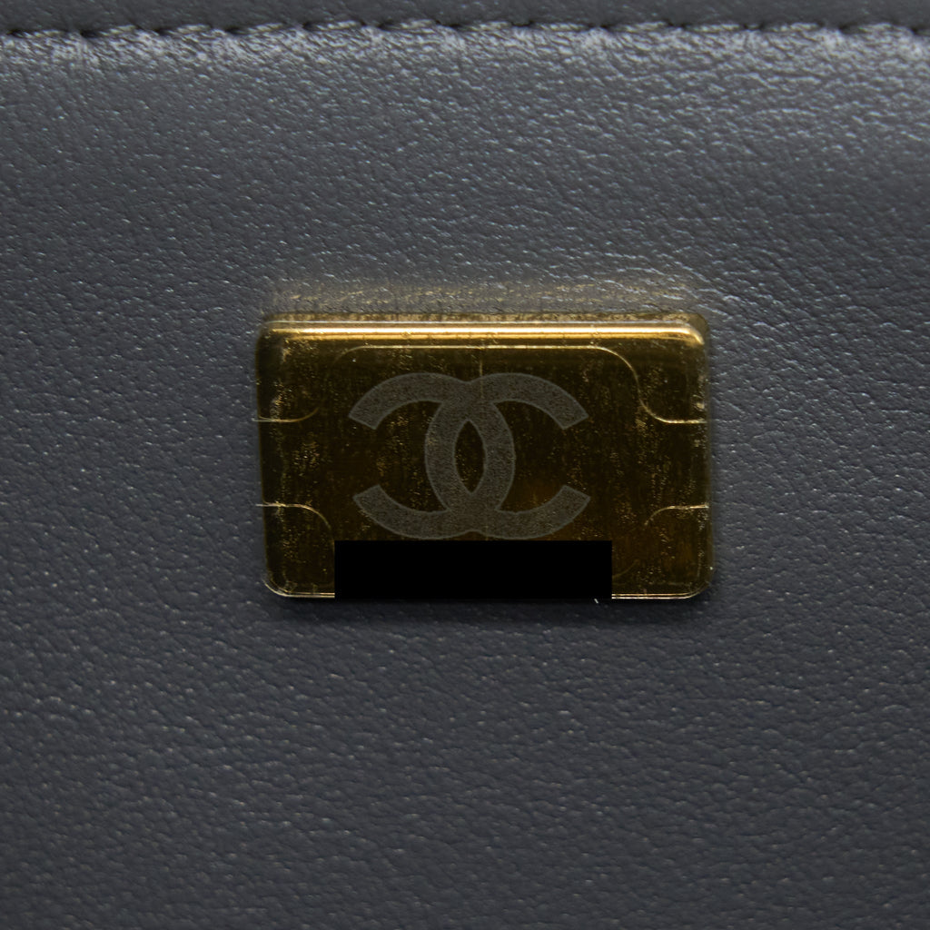 Chanel 22A Top Handle Mini Rectangular Flap Bag Lambskin Grey L(Microchip)