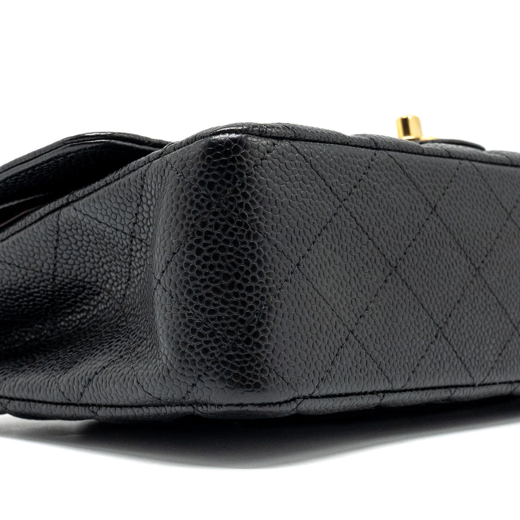Chanel medium classic Double flap bag caviar black