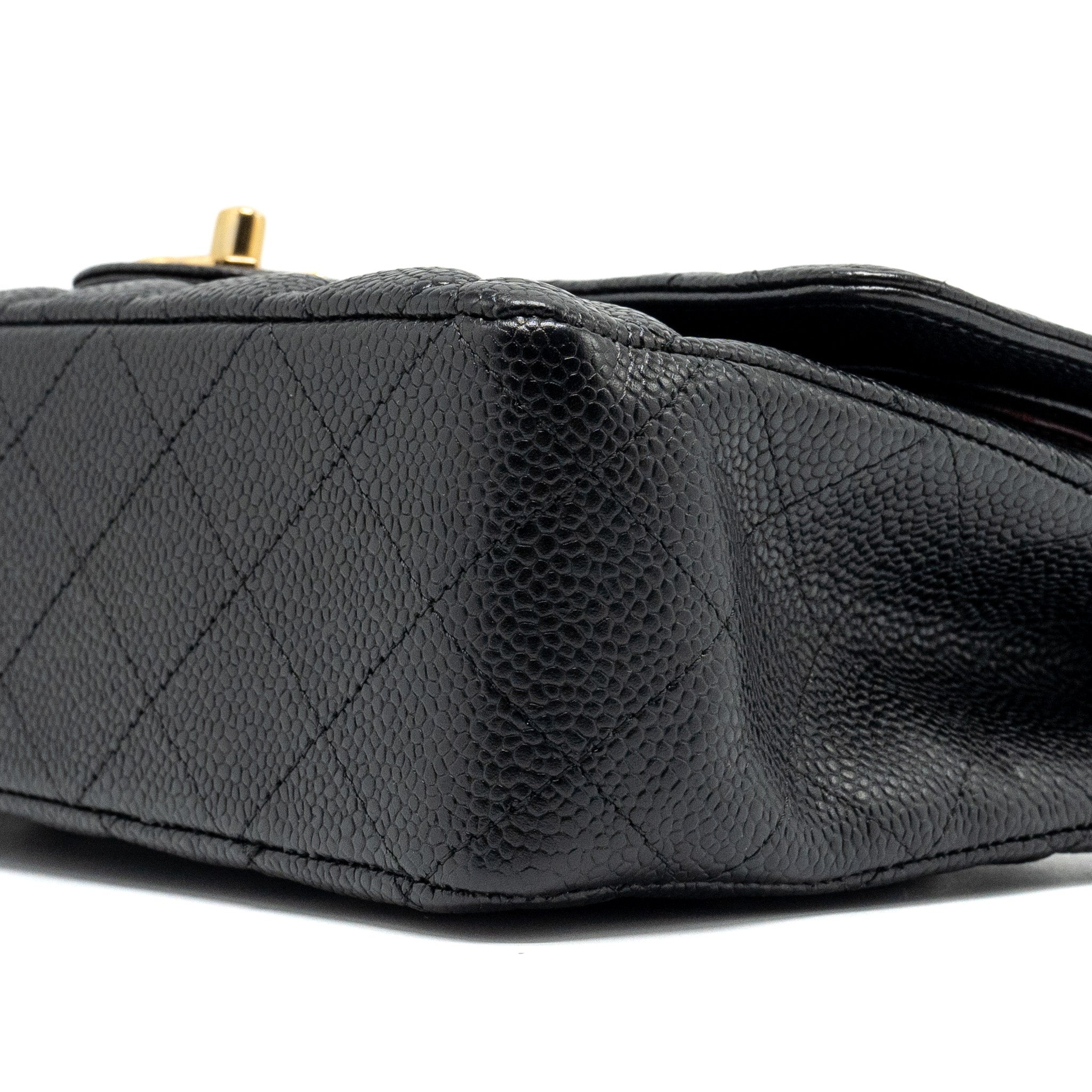 Chanel medium classic Double flap bag caviar black