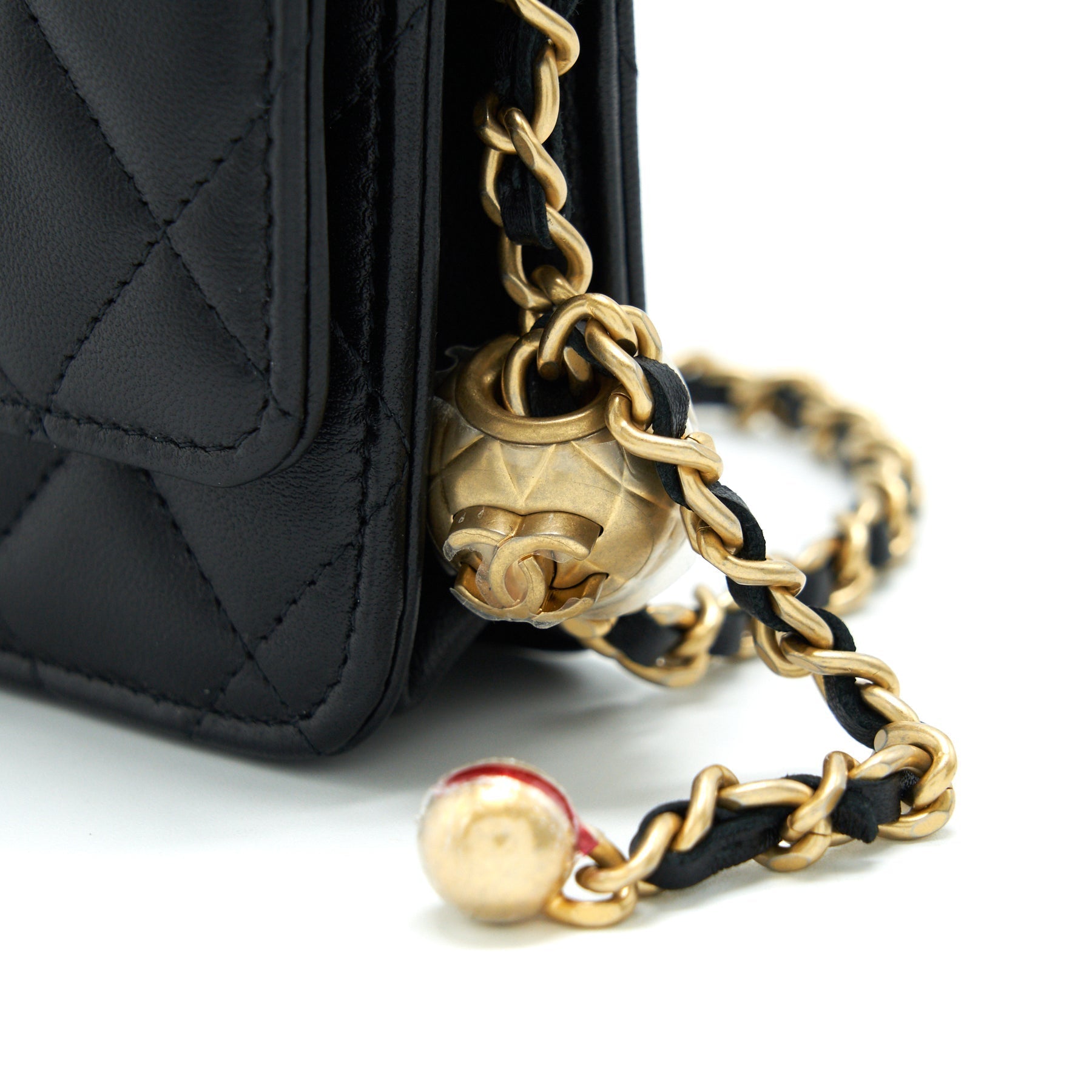 Chanel pearl crush wallet on chain Lambskin black
