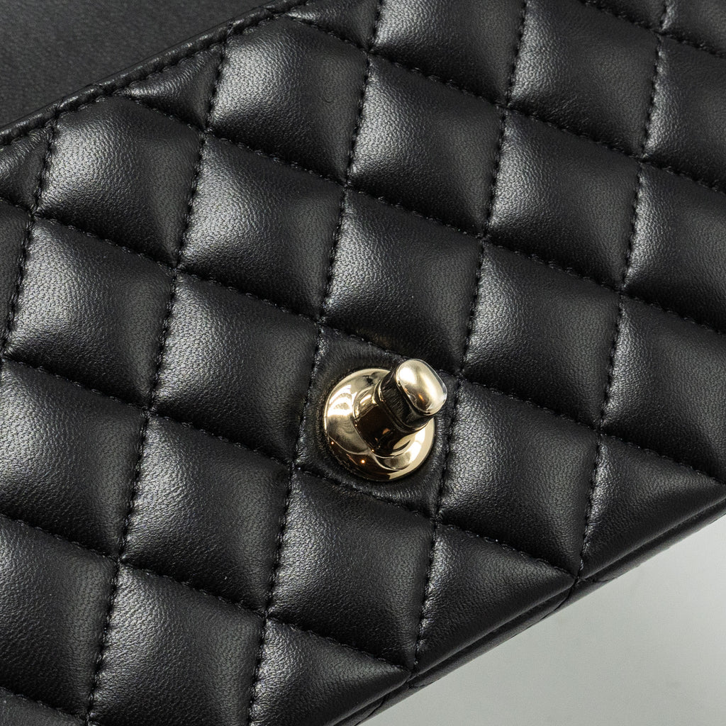 Chanel Top Handle Mini Rectangular Flap bag Lambskin Black L (microchip)