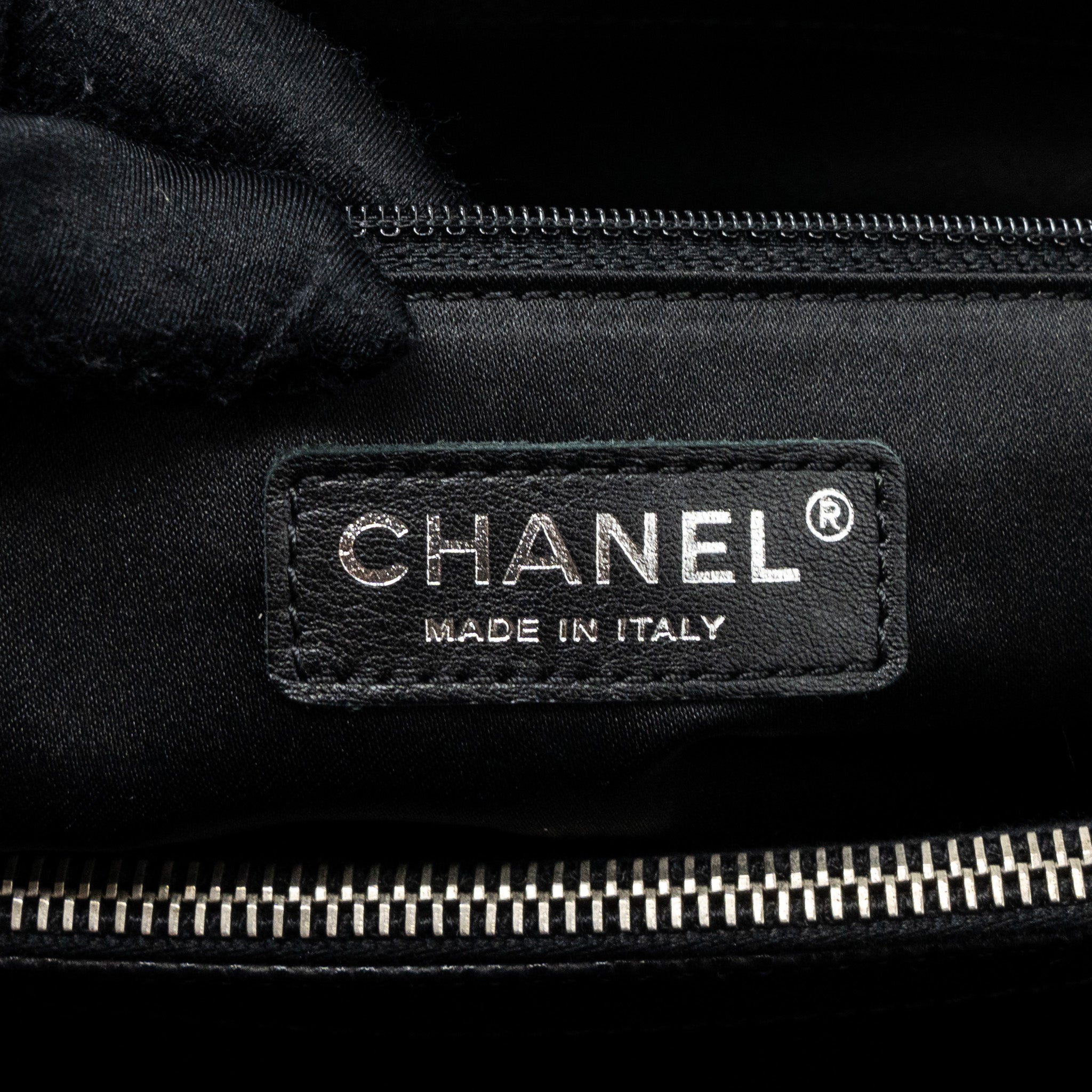 Chanel Grand Shopping Tote Caviar Black