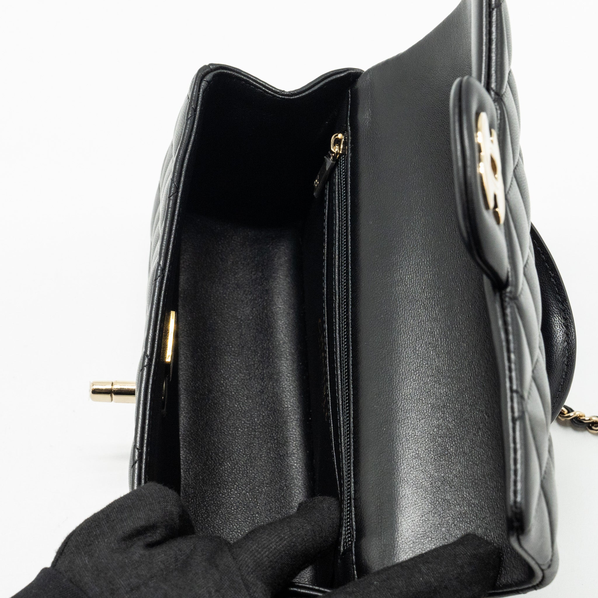 Chanel Top Handle Mini Rectangular Flap bag Lambskin Black L (microchip)