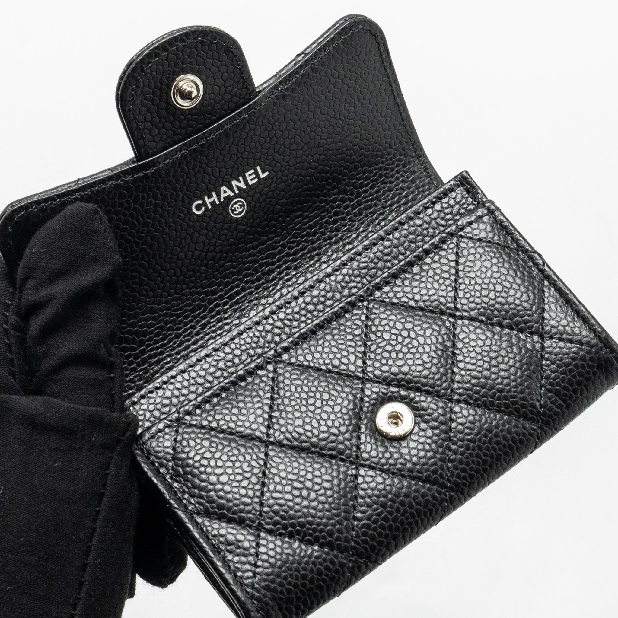 CHANEL CLASSIC flap card holder caviar black  (Microchip)