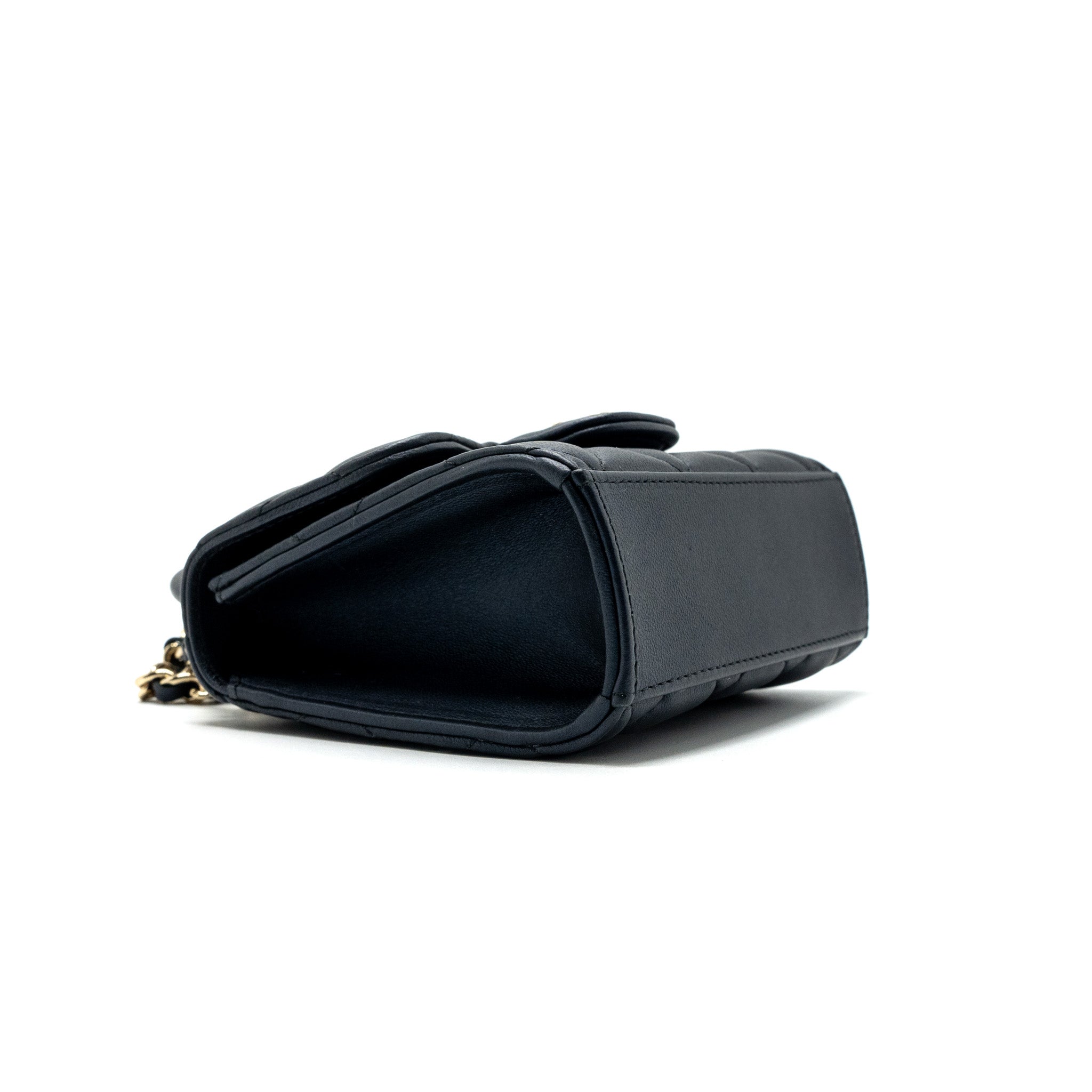 Chanel Top Handle Mini Flap Bag Pearly Lambskin Dark Blue L(microchip)