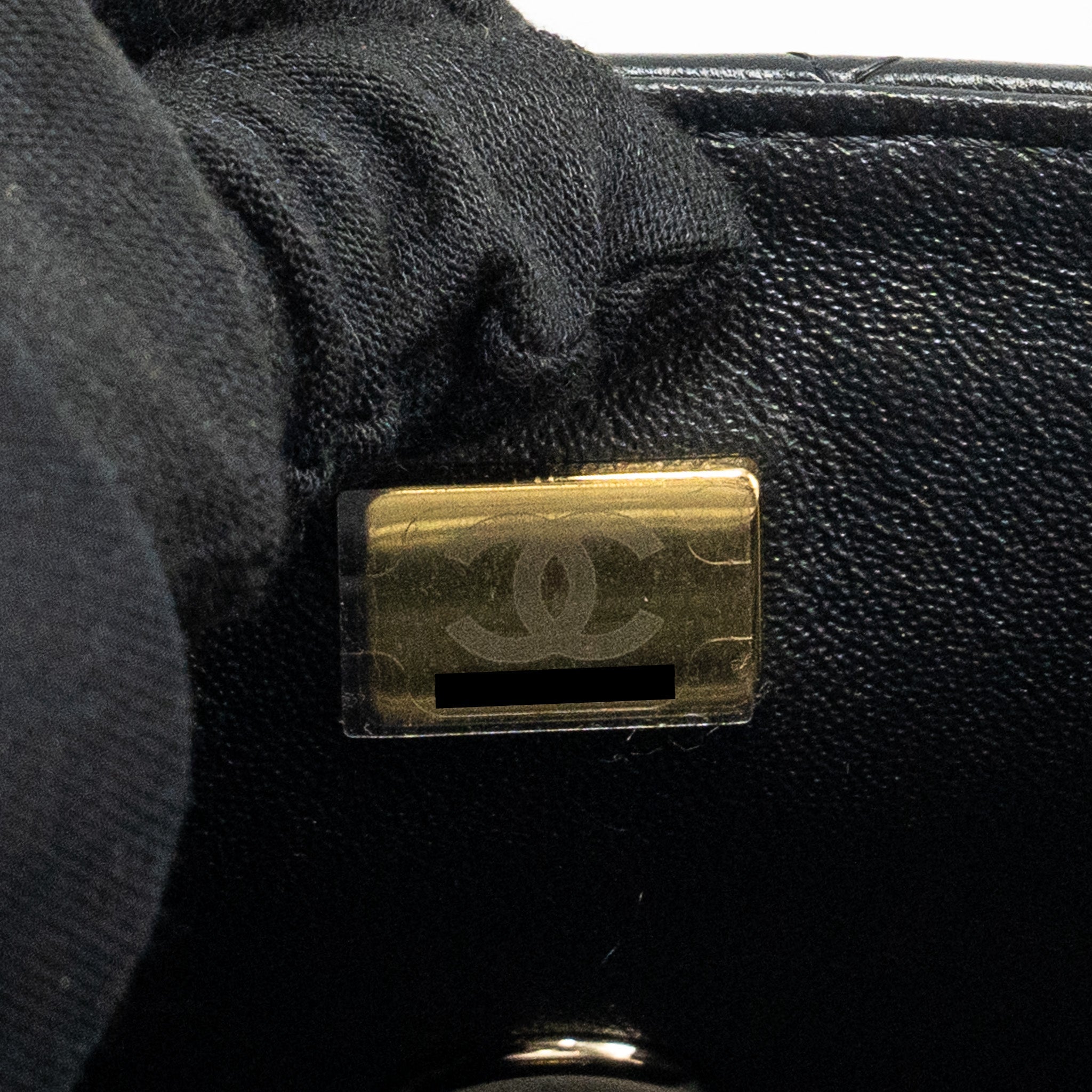 Chanel Top Handle Mini Rectangular Flap bag Lambskin Black L (microchip)