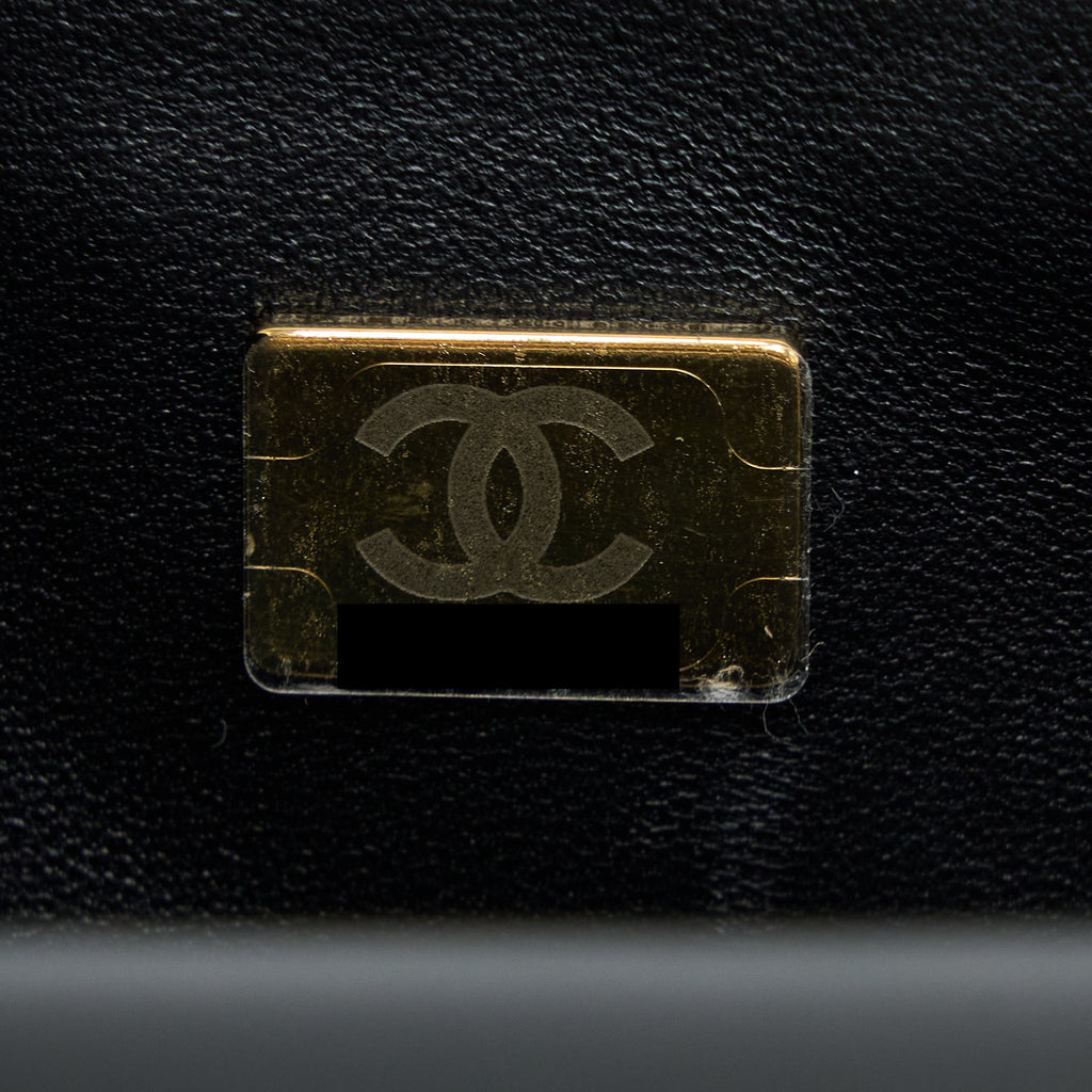 Chanel Mini Rectangular Flap Bag Lambskin Black L (Microchip)