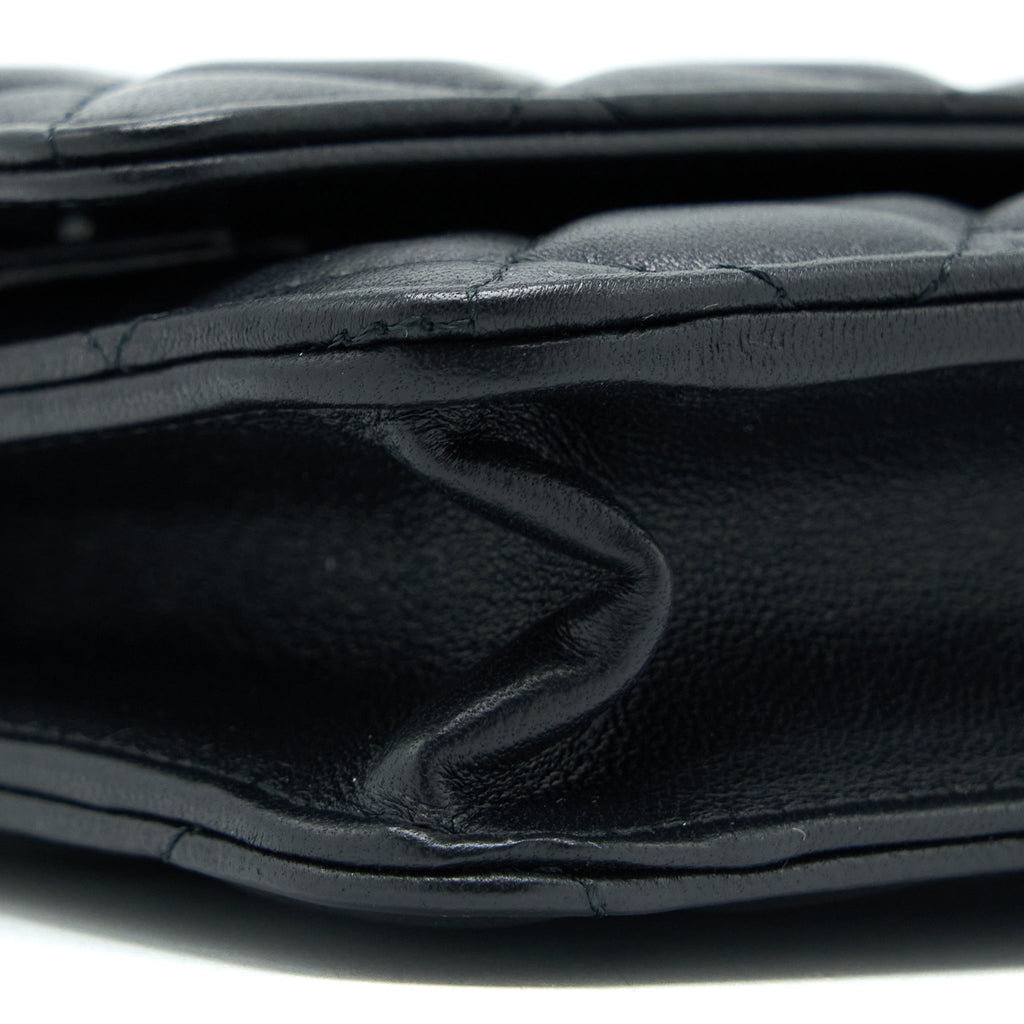 Chanel Pearl Crush Wallet On Chain Lambskin Black Brushed  (Microchip)