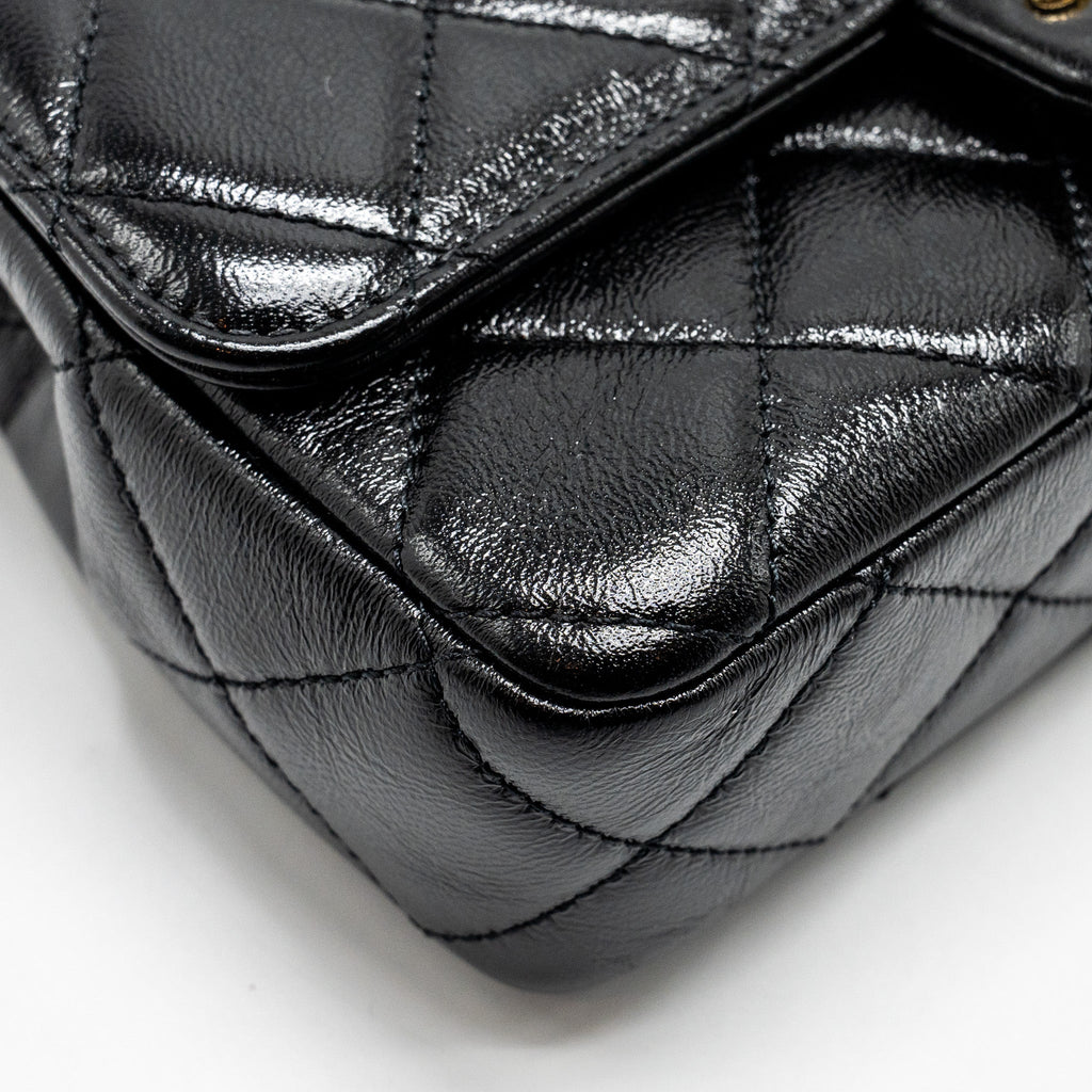 Chanel 24b Giant Chain Flap Shoulder Bag Lambskin Black  (Microchip)