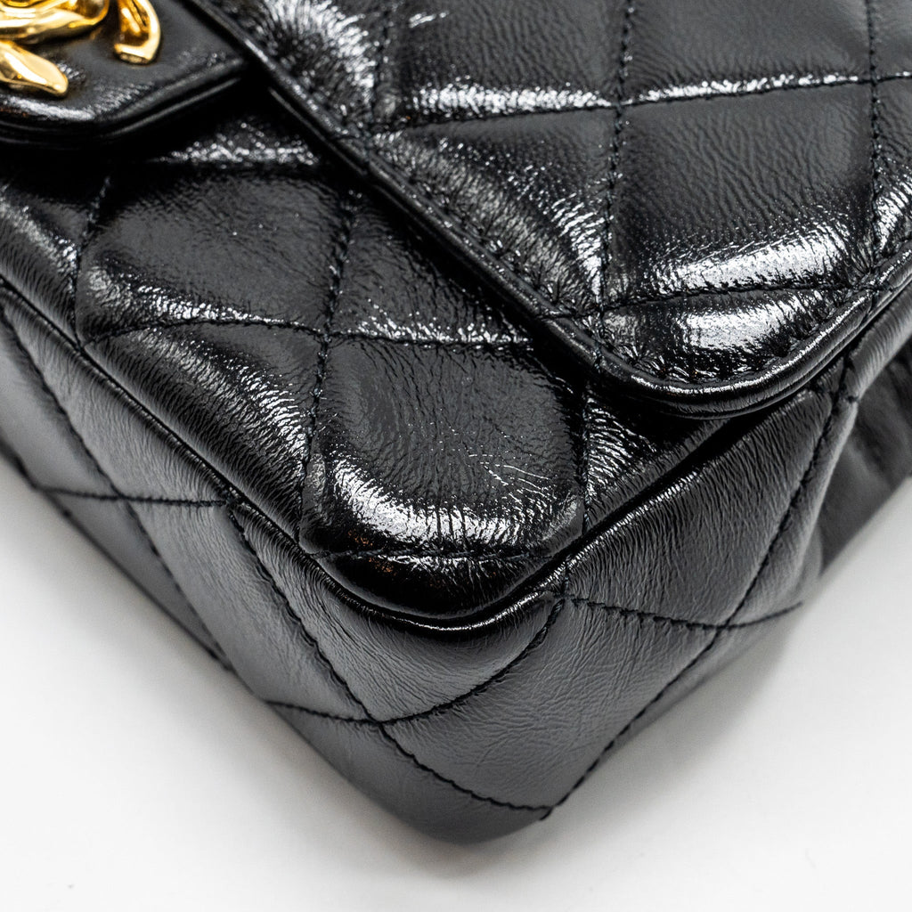 Chanel 24b Giant Chain Flap Shoulder Bag Lambskin Black  (Microchip)