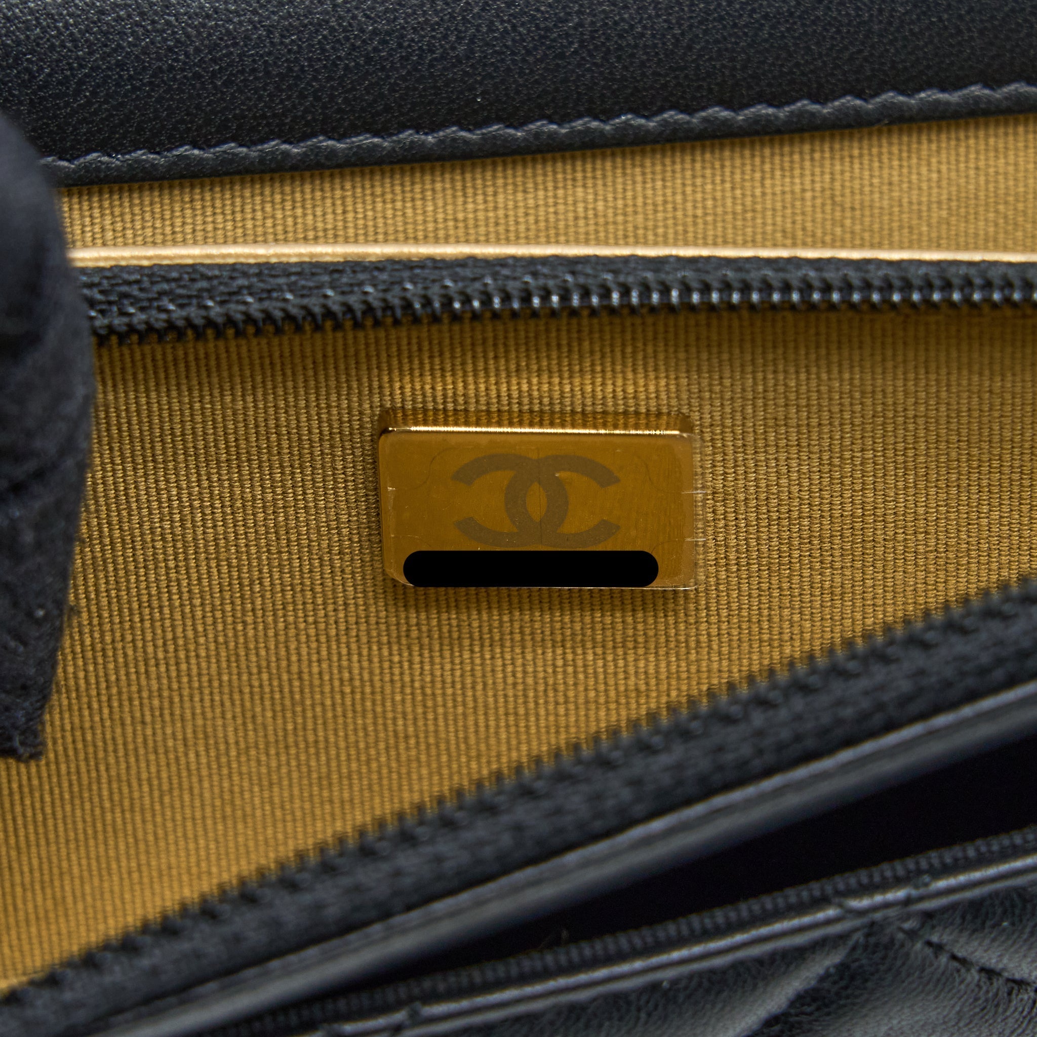 Chanel Pearl Crush Wallet On Chain Lambskin Black Brushed  (Microchip)