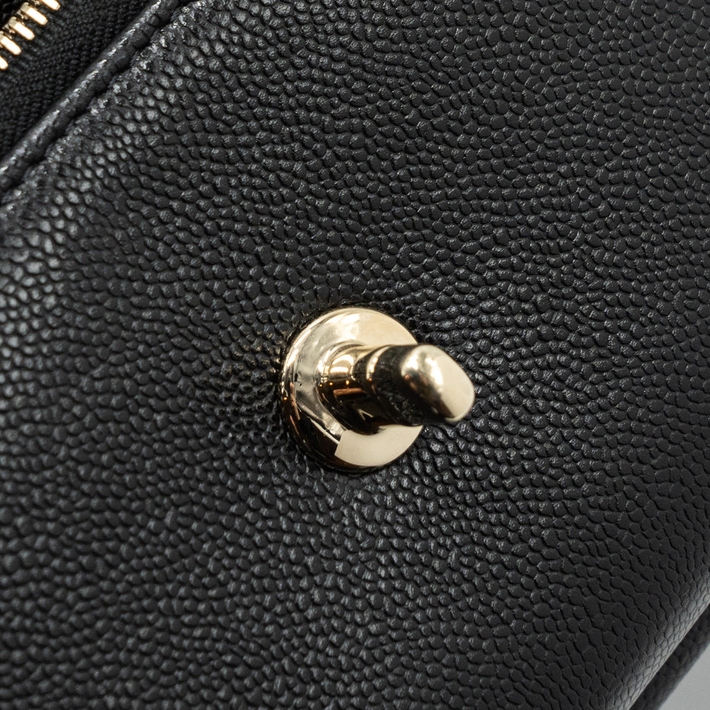 Chanel small business affinity caviar black L (microchip)