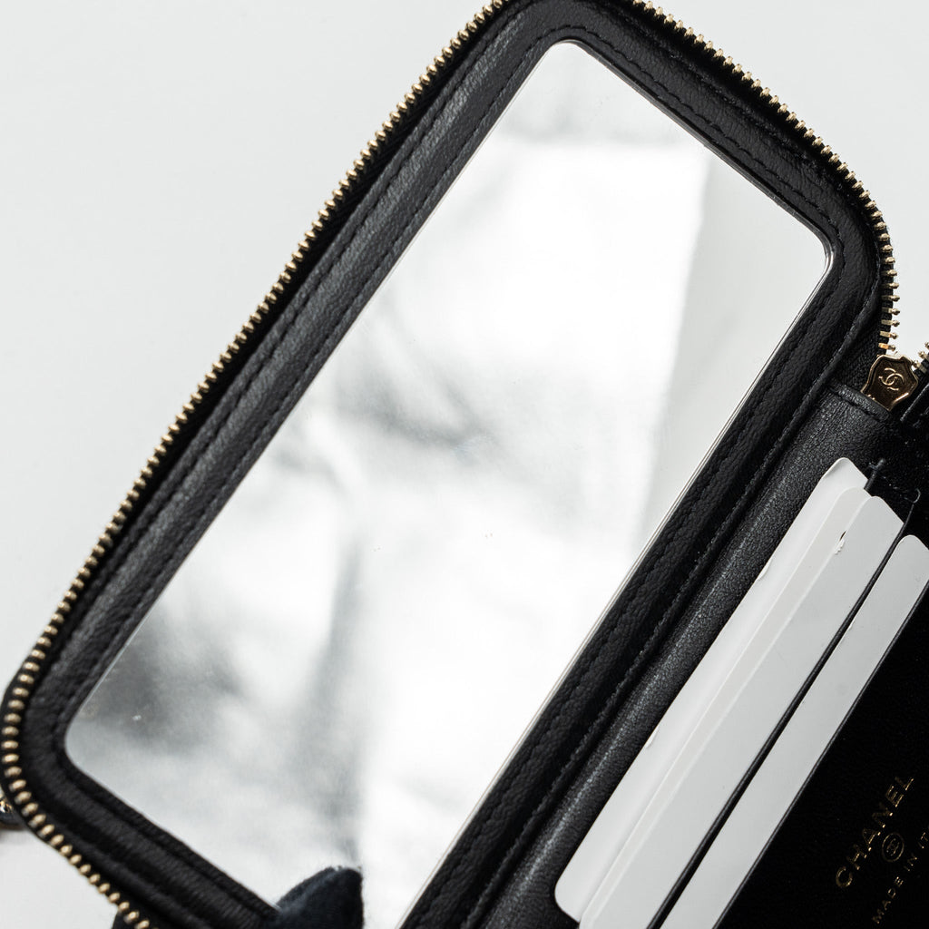 Chanel top handle long vanity with chain lambskin black L (microchip)