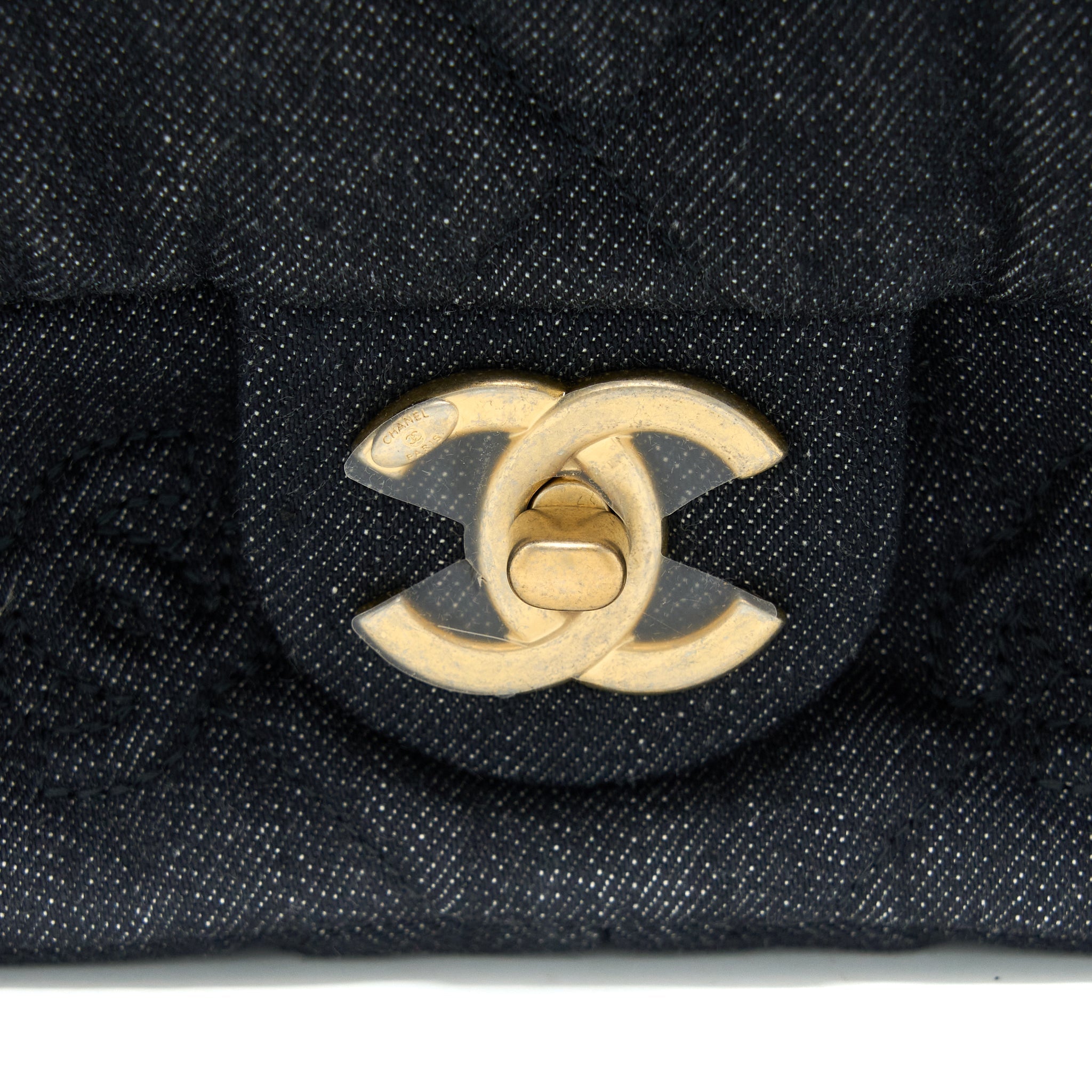 Chanel 22S Giant Chain Flap Shoulder Bag Denim Dark Blue Brushed  (Microchip)