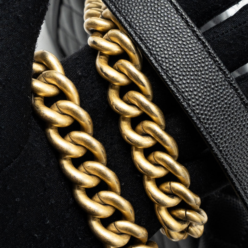 Chanel medium boy bag caviar black brushed  (microchip )