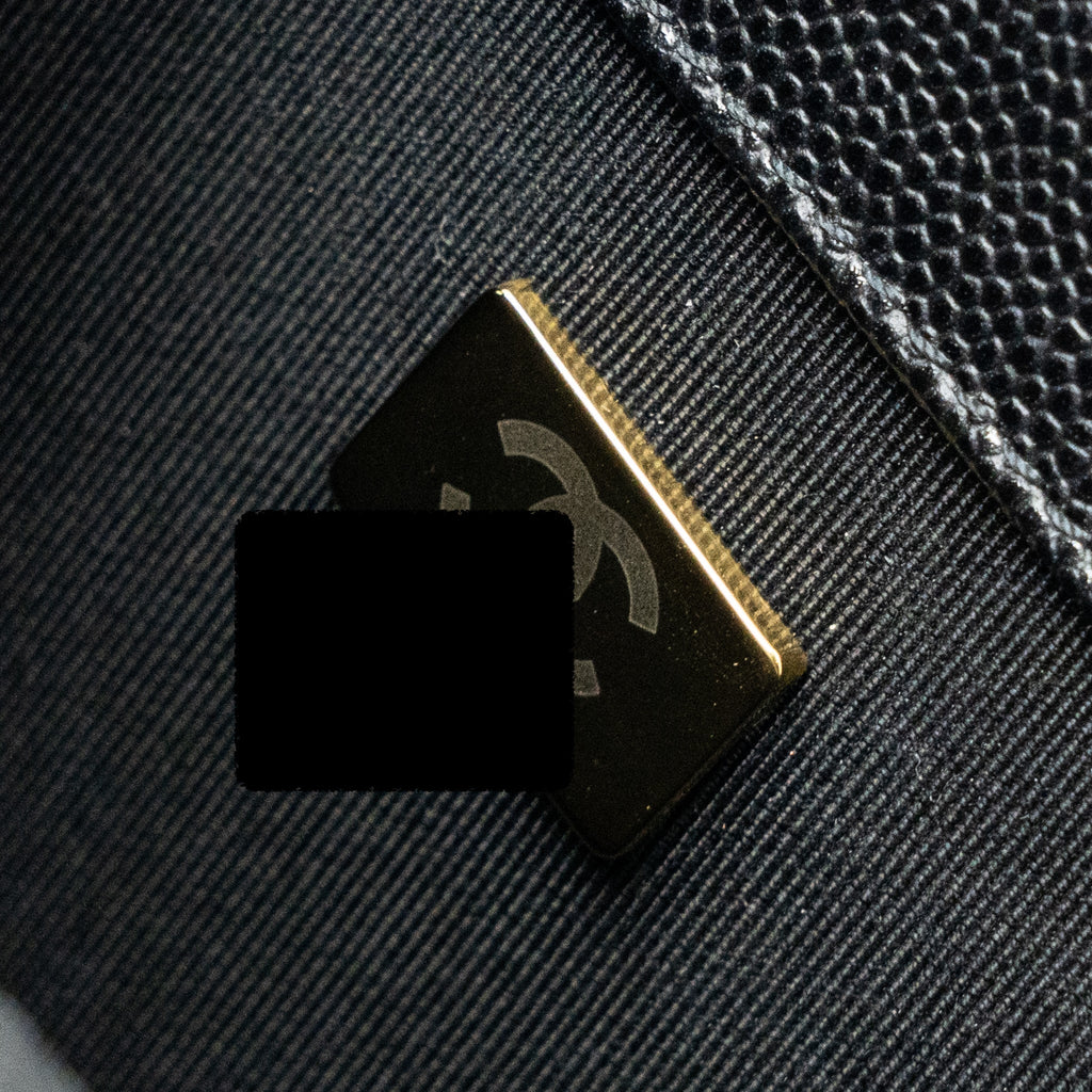 Chanel medium boy bag caviar black brushed  (microchip )