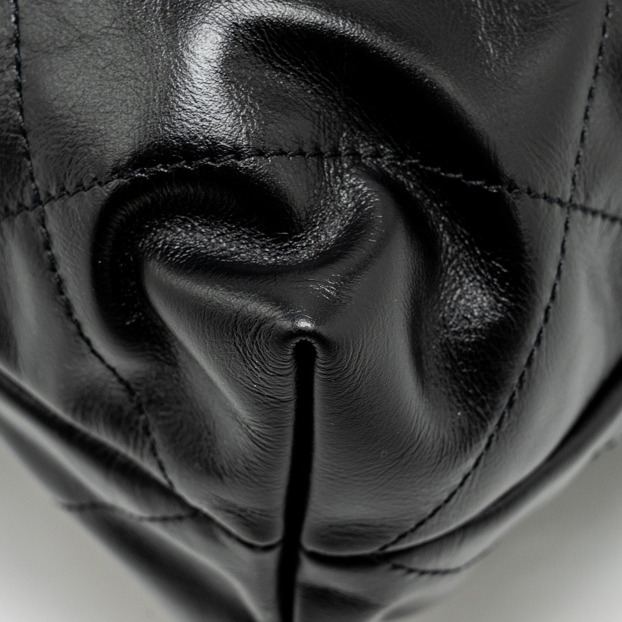 Chanel Small 22 Bag Shiny Calfskin Black  (Microchip)