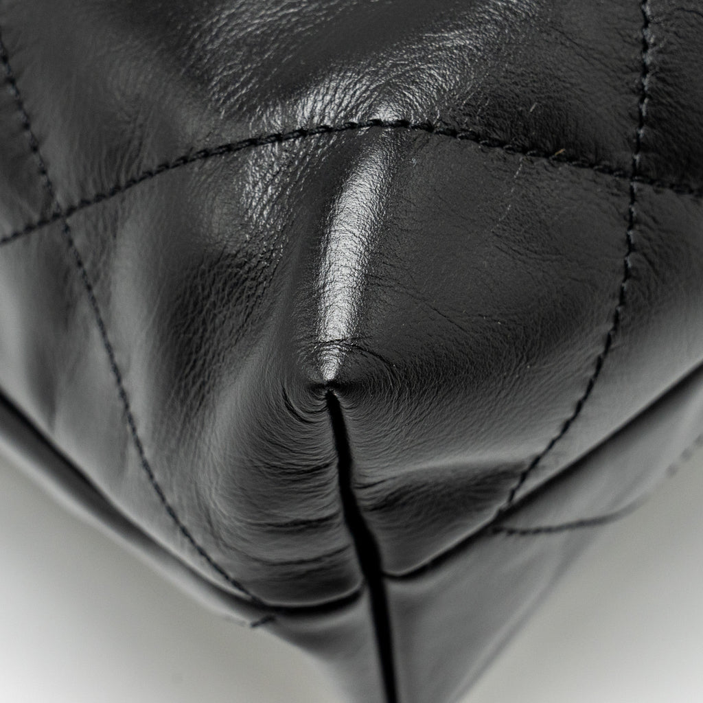 Chanel Small 22 Bag Shiny Calfskin Black  (Microchip)