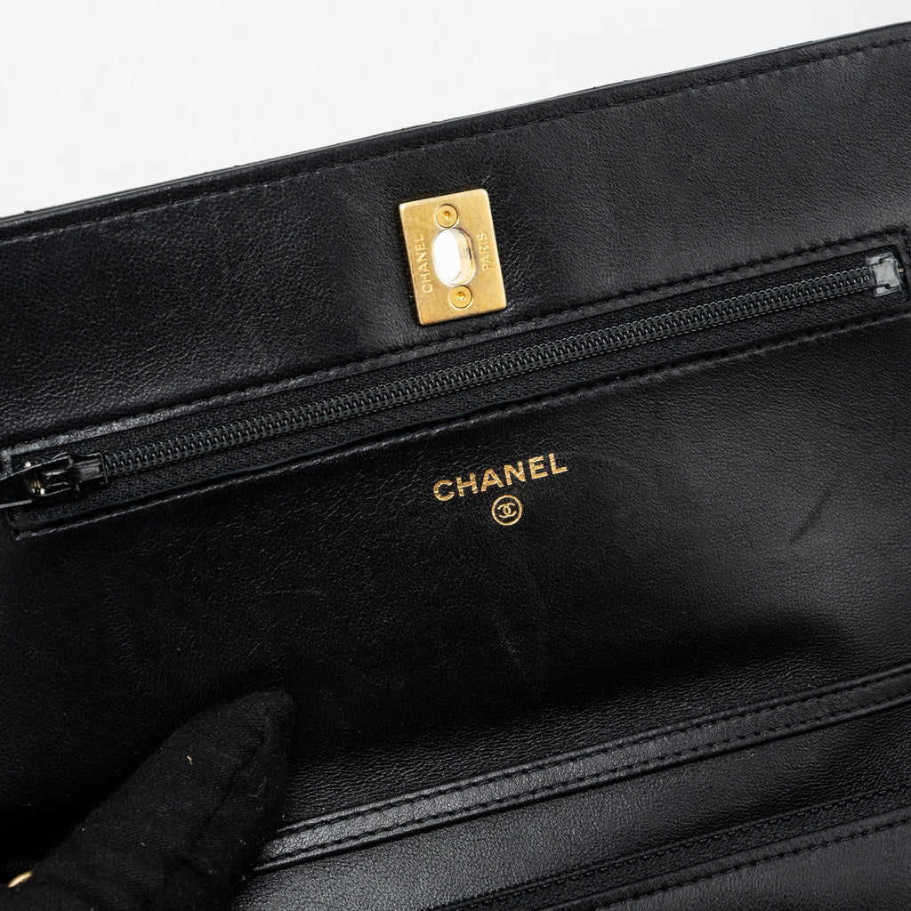 Chanel Pearl Crush Wallet On Chain Lambskin Black (Microchip)