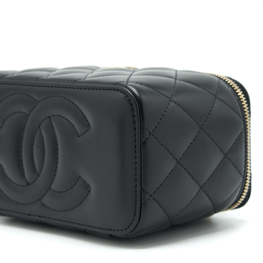Chanel 22A Top Handle Long Vanity With Chain Lambskin Black L