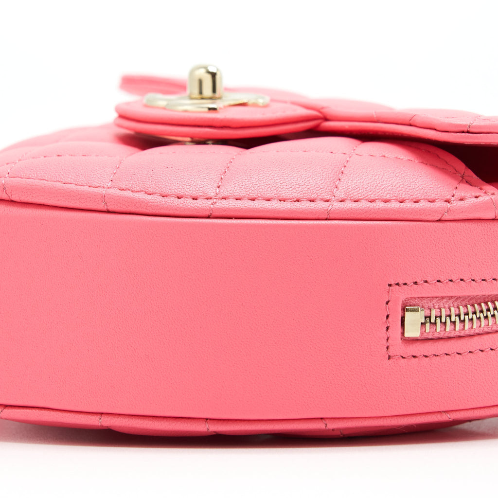 Chanel 22S Small Heart Bag Lambskin Pink L