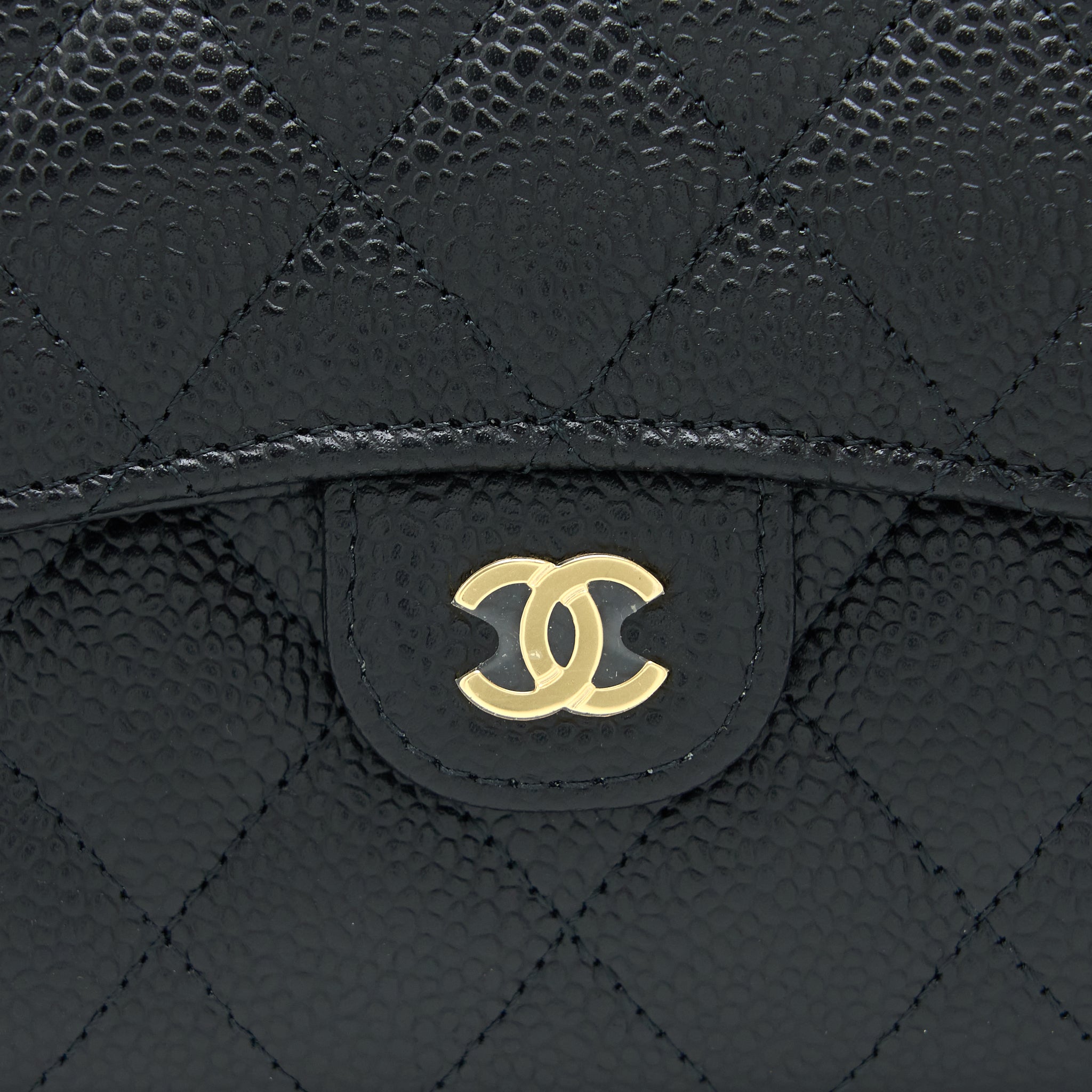 Chanel Classic Compact Wallet Caviar Black L (Microchip)