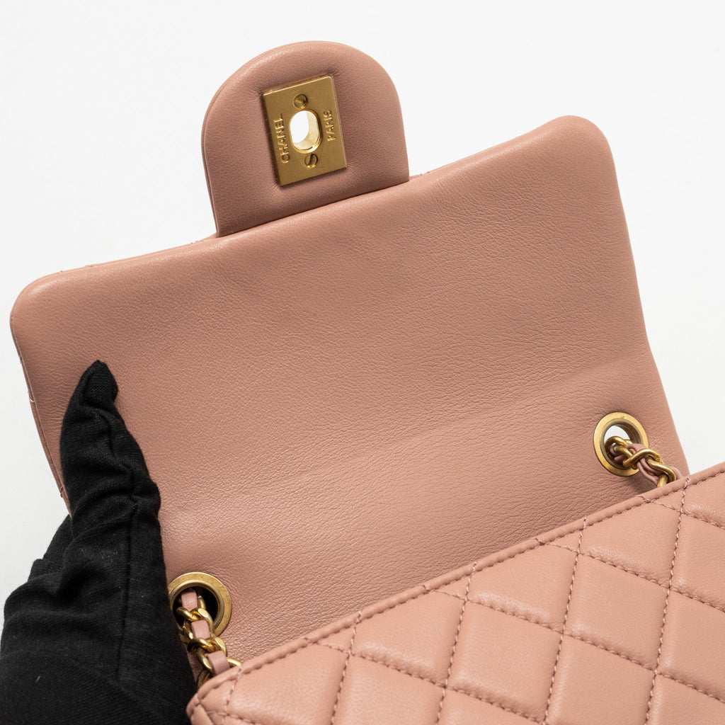 Chanel Pearl Crush Mini Square Flap Bag Lambskin Pink (Microchip)