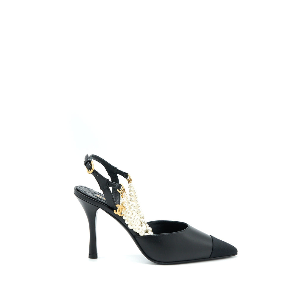 Chanel Size 39 Heel with Pearl Leather/Fabric Black