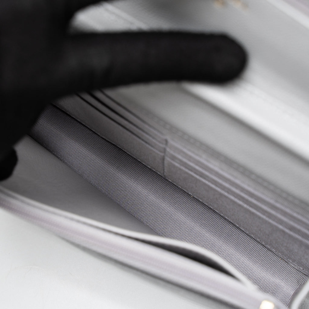 Chanel Classic Wallet on Chain Caviar Light Grey L (Microchip)