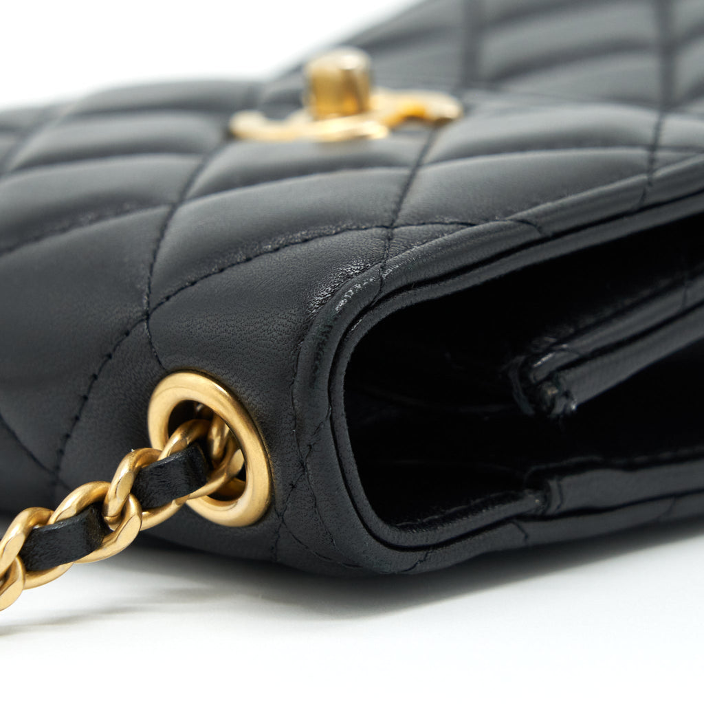 Chanel Pearl Crush Phone Case With Chain Lambskin Black