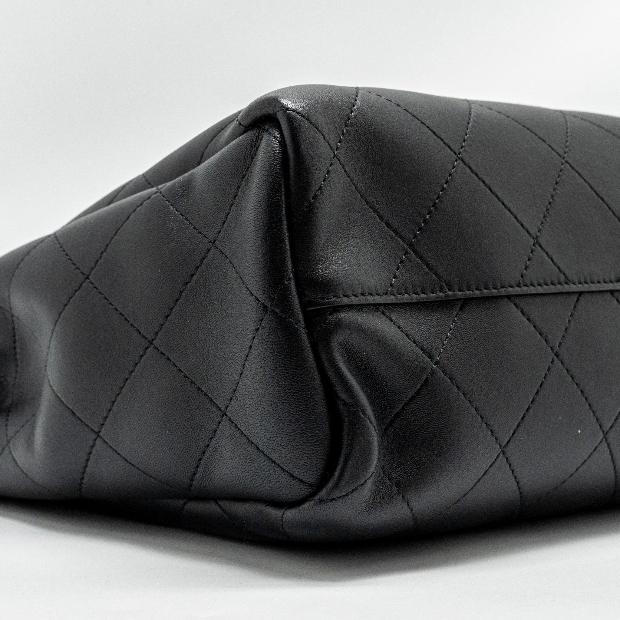 Chanel Hampton Tote Bag Lambskin Black