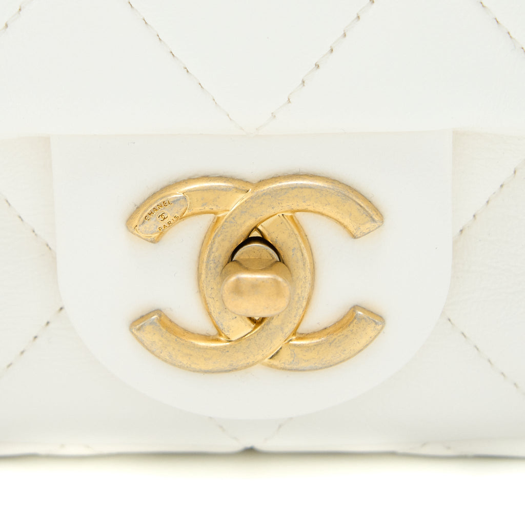 Chanel 22S Giant Chain Flap Shoulder Bag Lambskin White Brushed  (Microchip)