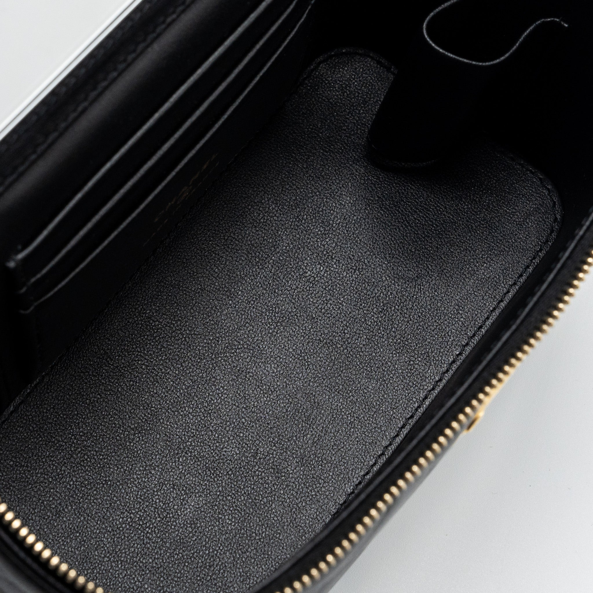 Chanel Top Handle Long Vanity Lambskin Black  (microchip)