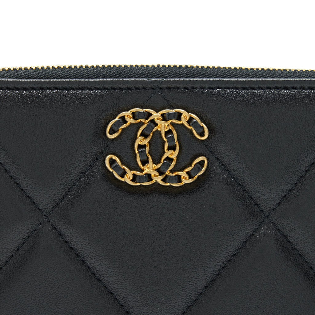 Chanel 19 Pouch Lambskin Black