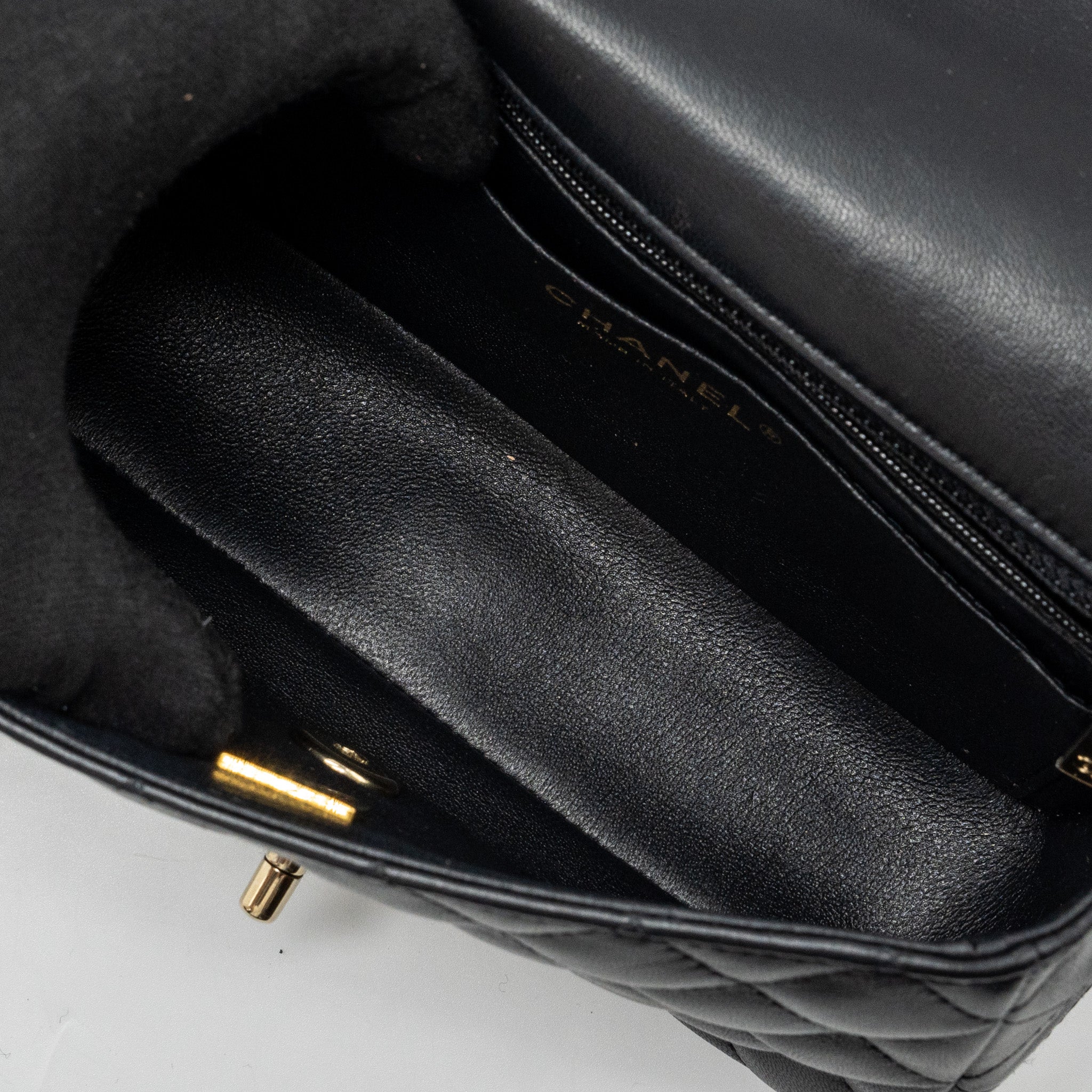 Chanel Classic Mini Rectangular Flap Bag Lambskin Black L (Microchip)